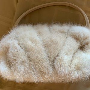 CREAM MINK ITALIAN HANDBAG BY PAOLA!